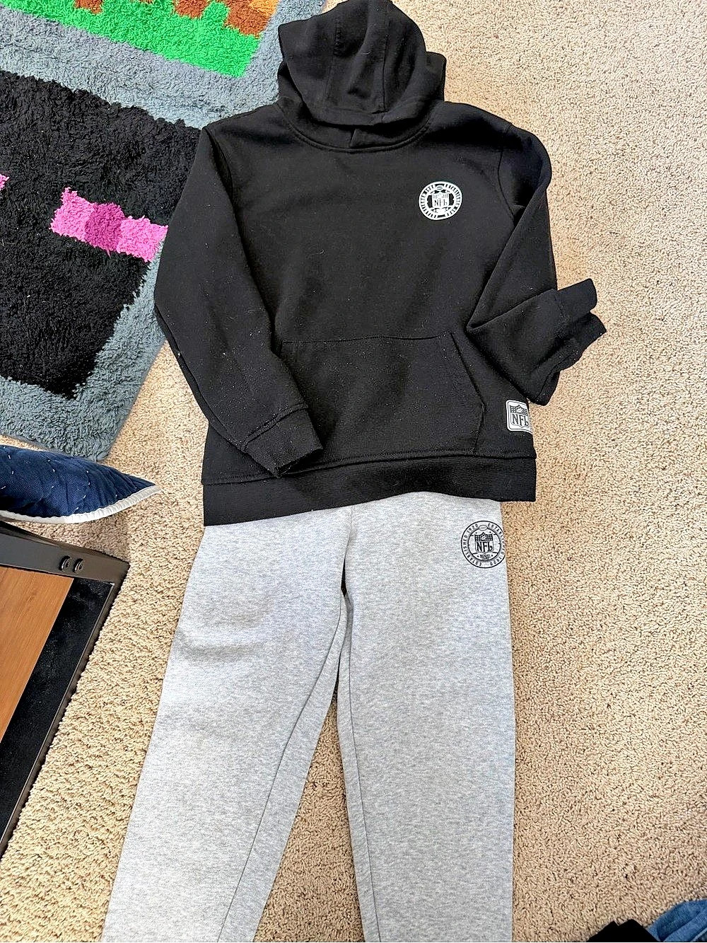 NFL Logo Hoodie & Jogger Set boys  Size 10-12